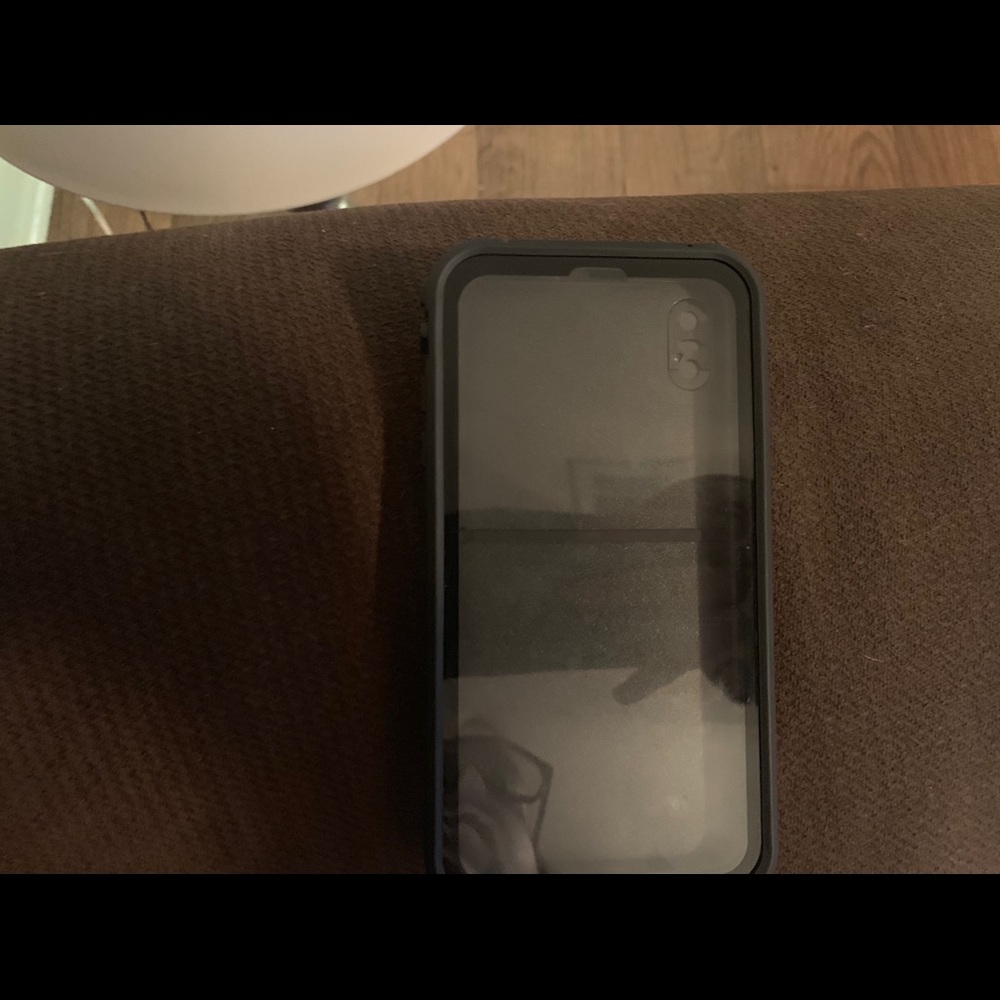 iPhone XS Max case waterproof